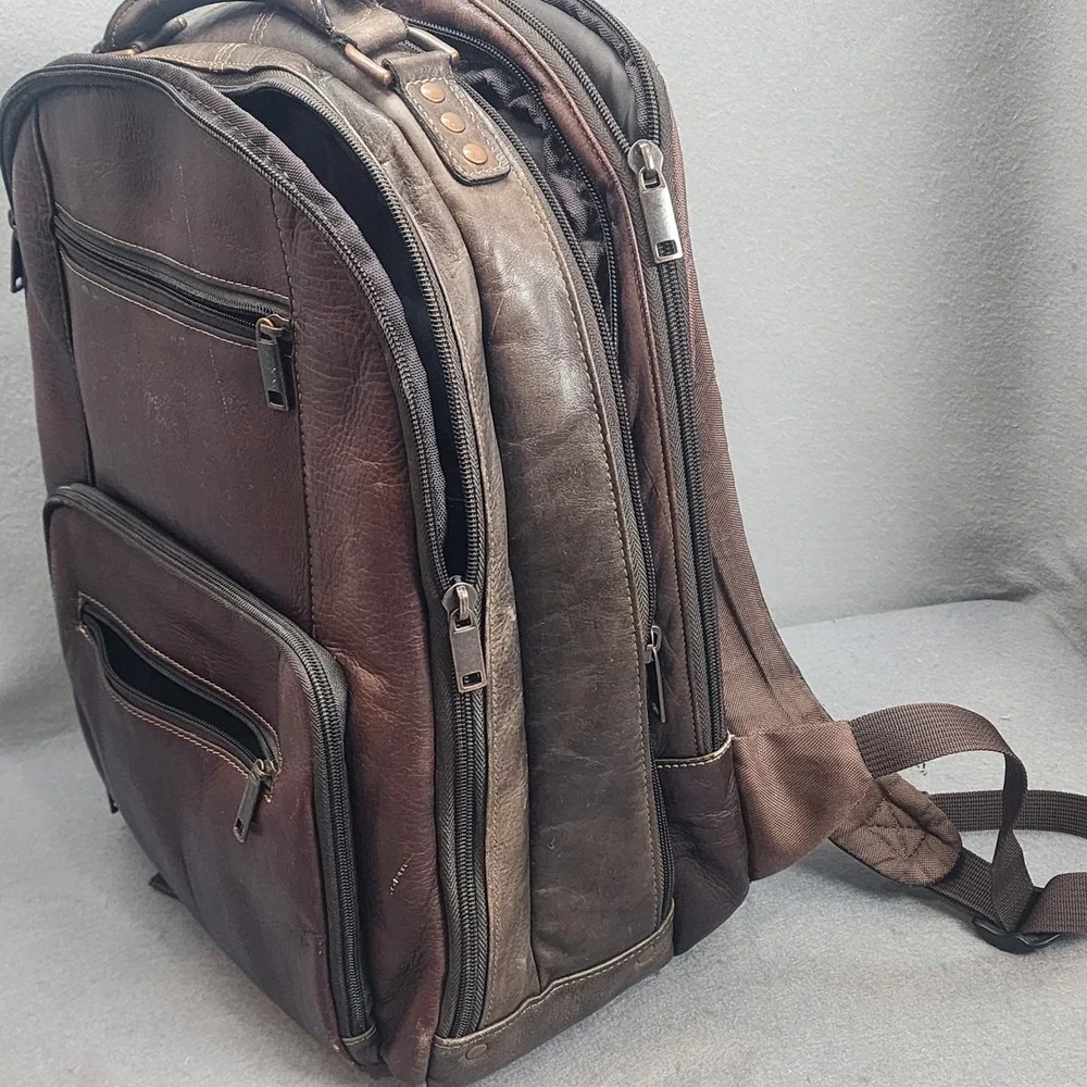Wilsons Leather Backpack Brown Multi Pocket Laptop Travel Bag Mens OS